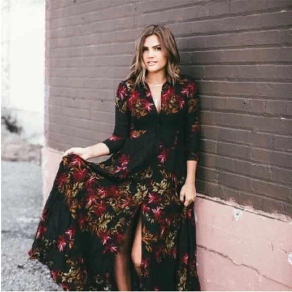 Rare Free People After The Storm Black Red Floral Print Boho Maxi Shirt
Dress 4 - Picture 3 of 11